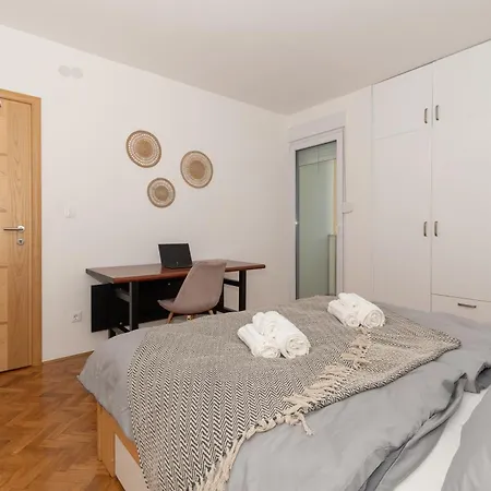 Zozo, Modern Two-bedroom Apartamento Split