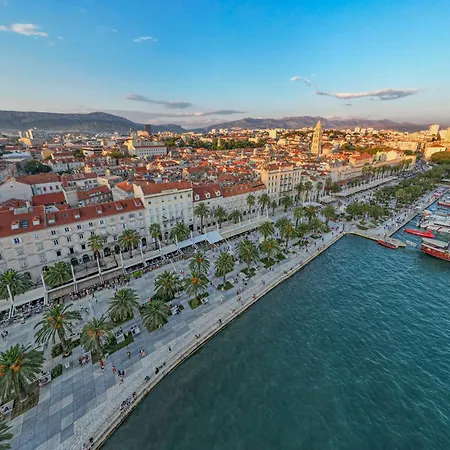 Apartment Zozo, Modern Two-bedroom