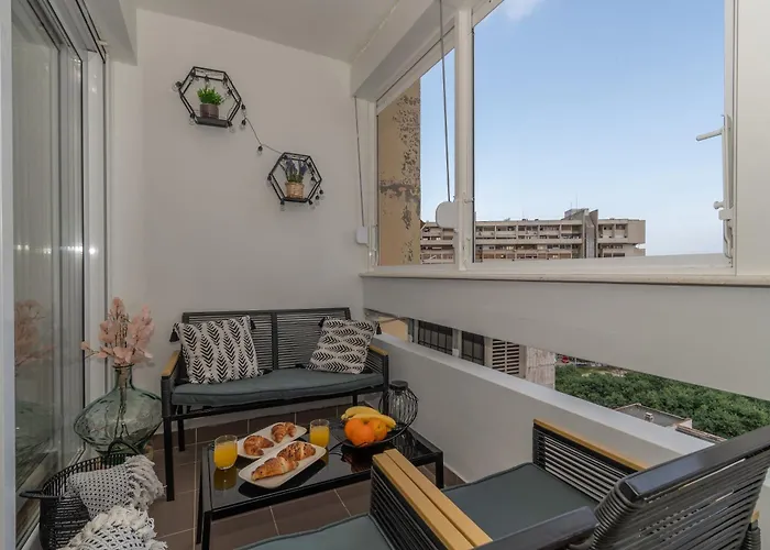 Apartment Zozo, Modern Two-bedroom